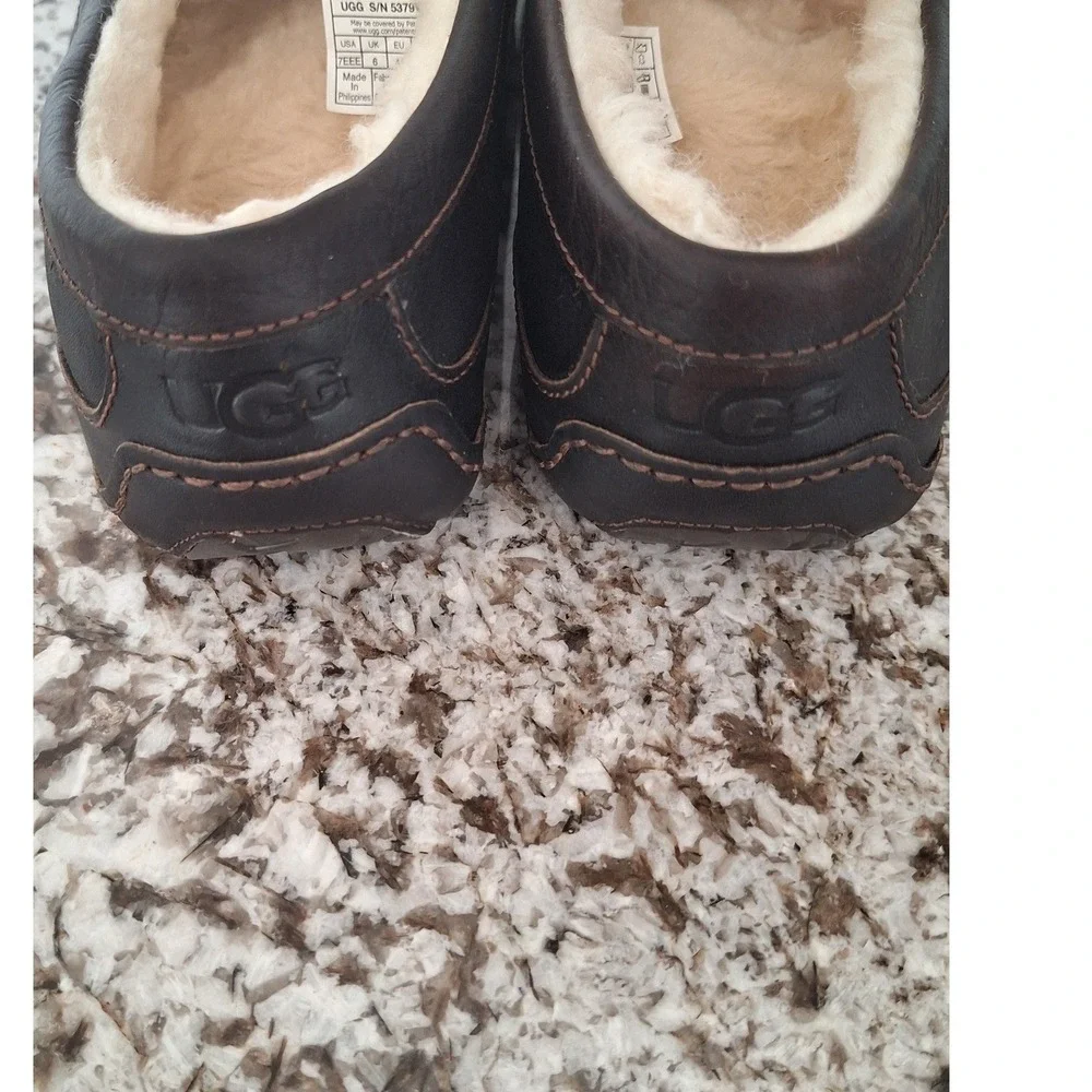 UGG Ascot Leather Casual Foam Footbed Wool Blend‎ Slippers 7EEE Brown Slip On